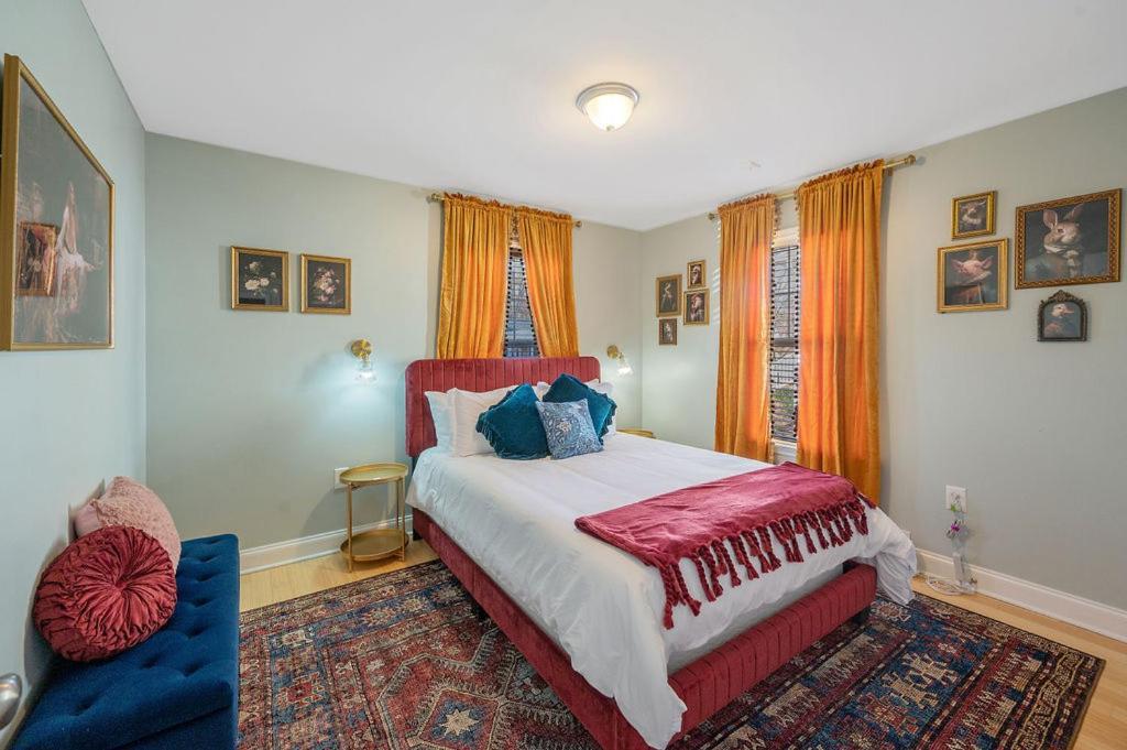 New Victorian Theme, 3Br, Lrg Backyard Close To Pnc Arena, Downtown, And Rdu Airport Raleigh Bagian luar foto