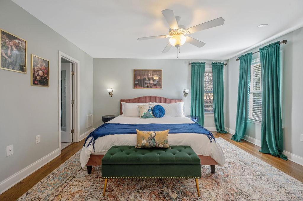New Victorian Theme, 3Br, Lrg Backyard Close To Pnc Arena, Downtown, And Rdu Airport Raleigh Bagian luar foto