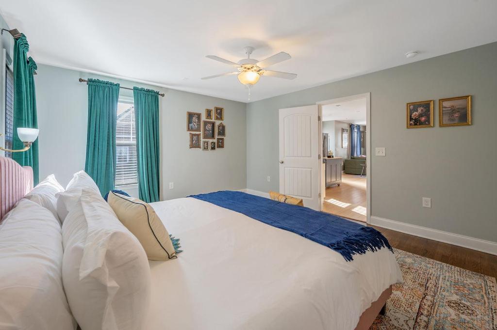 New Victorian Theme, 3Br, Lrg Backyard Close To Pnc Arena, Downtown, And Rdu Airport Raleigh Bagian luar foto